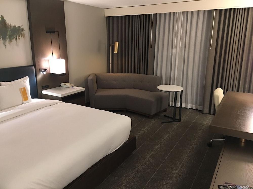 Hilton Peachtree City Atlanta Hotel & Conference Center מראה חיצוני תמונה
