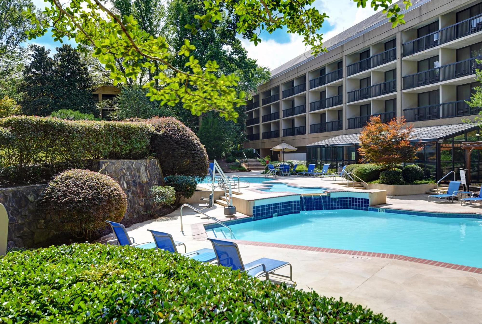 Hilton Peachtree City Atlanta Hotel & Conference Center מראה חיצוני תמונה